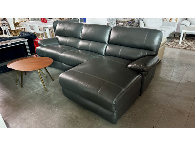 RAWSON LEATHER 2.5 SEATER RECLINER LOUNGE WITH CHAISE - PREMIUM GUNBARREL - RRP$5000 