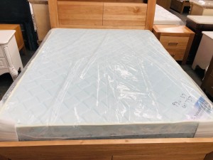 QUEEN SIZE MATTRESS SPINAL CARE VERY FIRM SUPERLASTIC # L-051