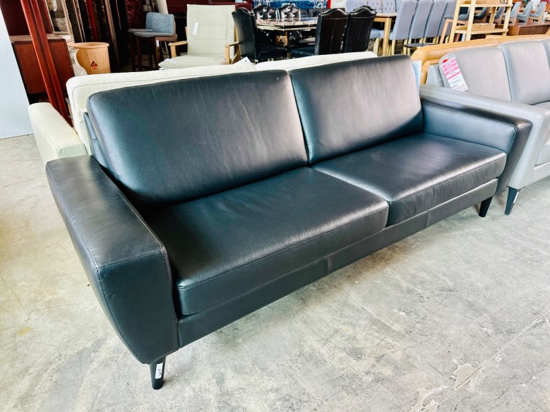 Black 3 Seater Leather Lounge With Metal Legs (RRP$4089)