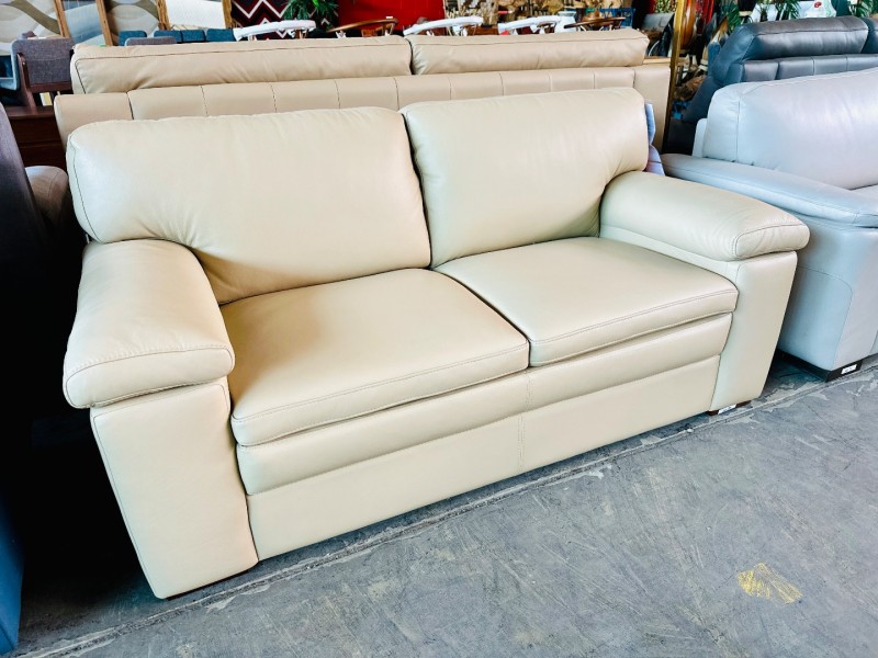 LIGHT BROWN 2.5 SEATER LOUNGE (RRP$3749)
