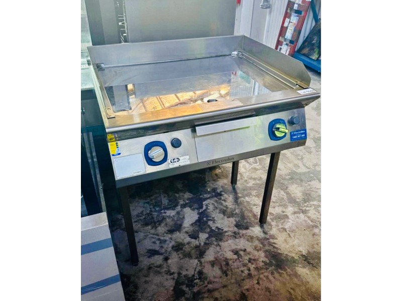 ELECTROLUX FLAT TOP GRIDDLE (GAS) ON STAND 800X730X970 -
