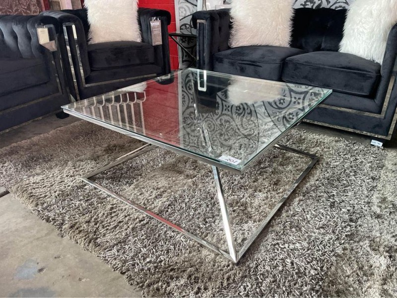 Pyramid duo Coffee table in glass & Chrome 
