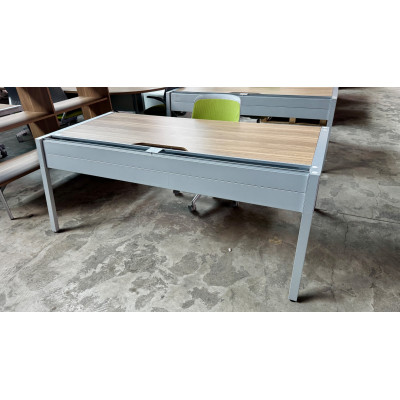 Steel Case “Bivi” Office desk 