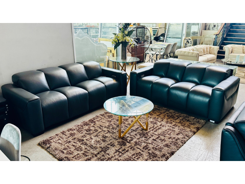 LEATHER LOUNGE SUITE 3 SEATER + 2.5 SEATER ALL ELECTRIC RECLINING - PREMIUM GUNBARREL RRP$9000 