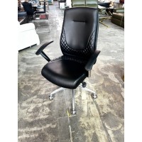 Bailey Mid back gas lift office chair 
