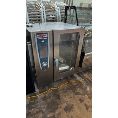 RATIONAL GAS COMBI OVEN (MODEL:SCC WE 101G) S/N:G11SH14092421758 - 845X830X1040 - USED - SOLD AS IS