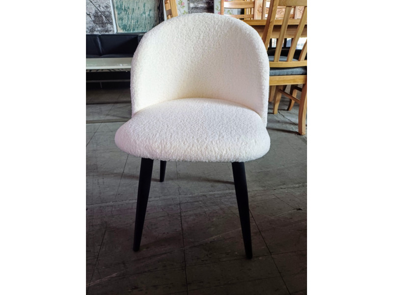 SET OF 4 CREAM BOUCLE DINING CHAIRS