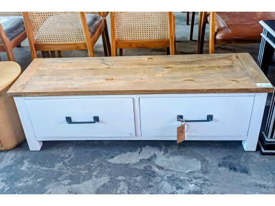 LARGE COTTAGE BLANKET BOX