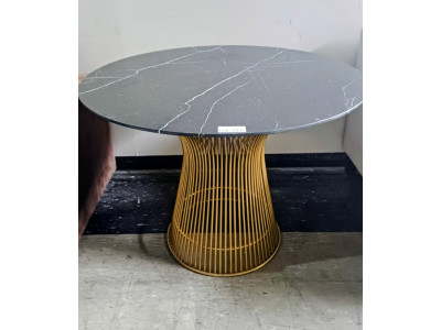 1 METRE ROUND BLACK MARBLE TOP TABLE WITH GOLD BASE