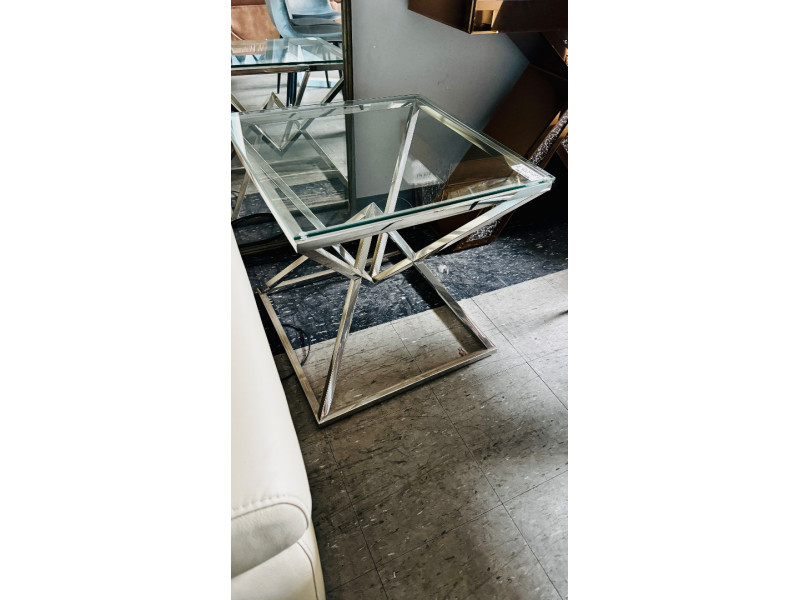 PYRAMID DUO LAMP TABLE - SILVER WITH CLEAR GLASS