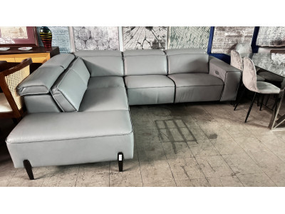 GREY L-SHAPE ITALIAN LEATHER SOFA WITH ADJUSTABLE HEADRESTS AND ELECTRIC END RECLINING (#G19709)
