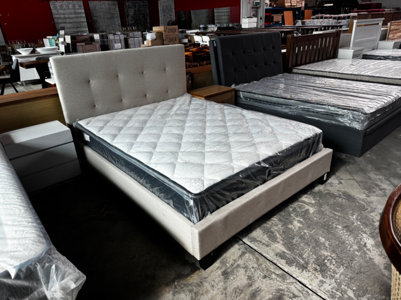 CREAM FABRIC QUEEN BED