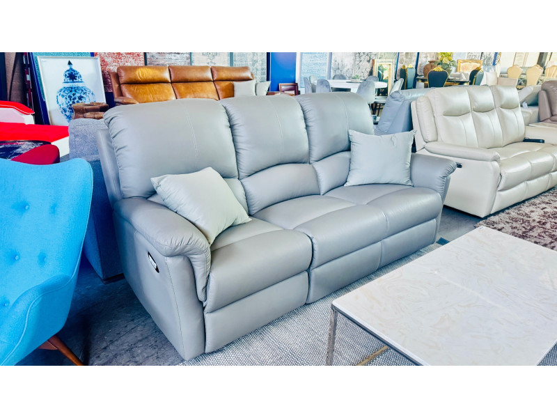 DONA LEATHER 3 SEATER RECLINING LOUNGE - VILLA FANGO RRP$3280 (013-03-07-25)2438C472