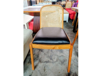 HAND MADE LIGHT TEAK DINING CHAIR (NO ARM) BLACK CUSHION/MESH BACK HAND MADE LIGHT TEAK DINING CHAIR (NO ARM) BLACK CUSHION/MESH BACK