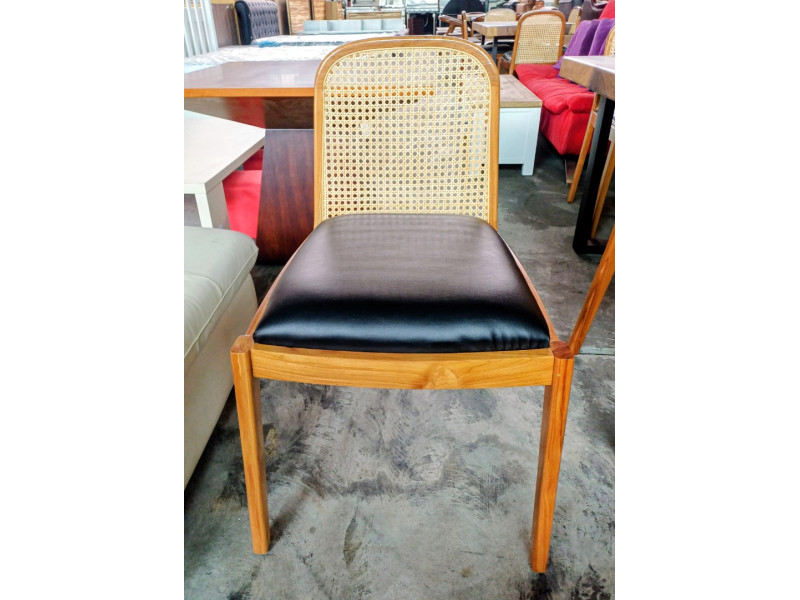 HAND MADE LIGHT TEAK DINING CHAIR (NO ARM) BLACK CUSHION/MESH BACK