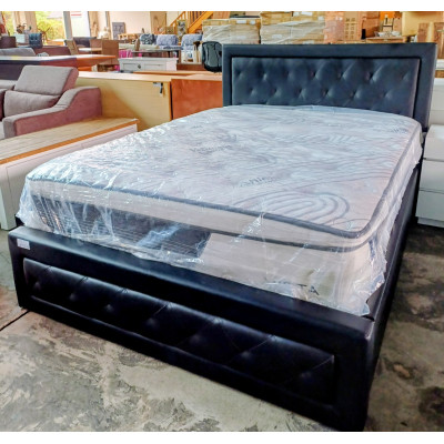 BLACK DOUBLE BED