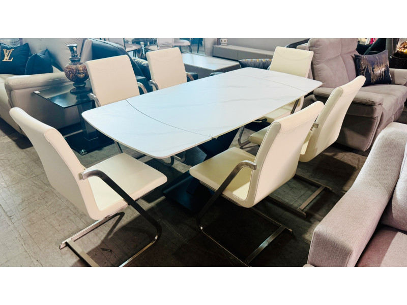 SWIVEL DINING TABLE & 6 Chairs 