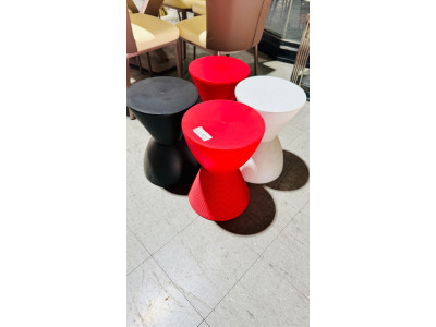 REPLICA PHILIPE STARK PRINCE AHA STOOL - RED